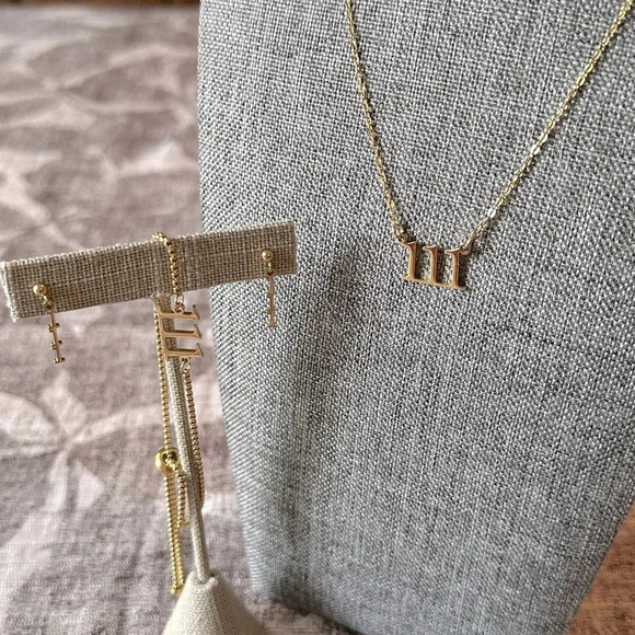 Intuition Angel Number 111 18k Gold PVD Inspirational Earrings Waterproof - Picture 5 of 5